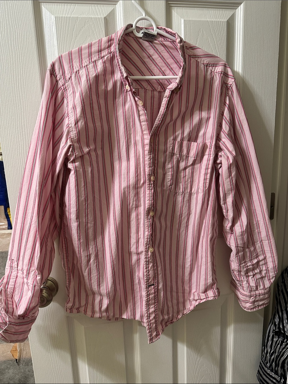 Old Navy Pink Striped Button-Down Shirt